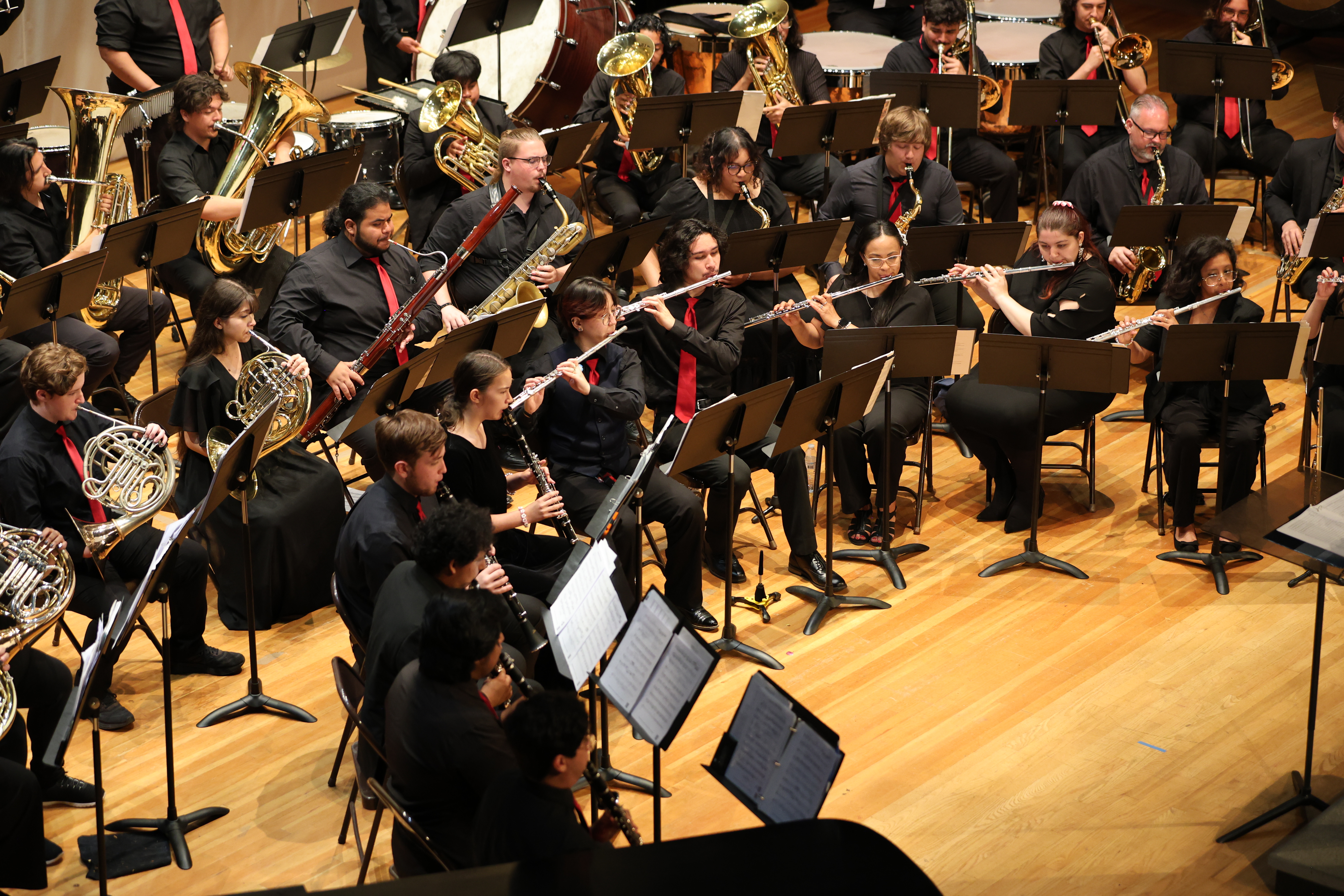 Full band performance